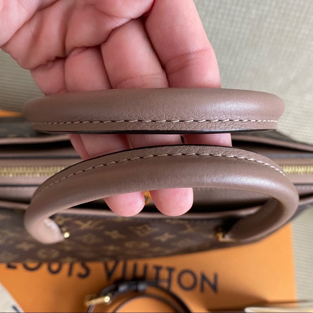 πΈLouis Vuitton Pallas MMπΈ - Picture 3 of 16